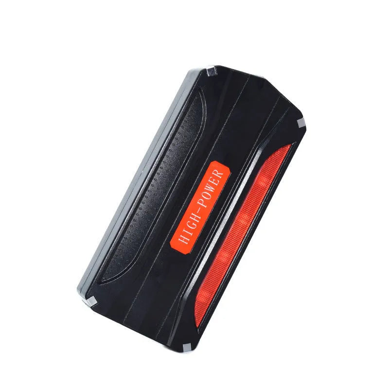 Black and red 12V vehicle emergency jump starter power bank with stated 7800mAh capacity.