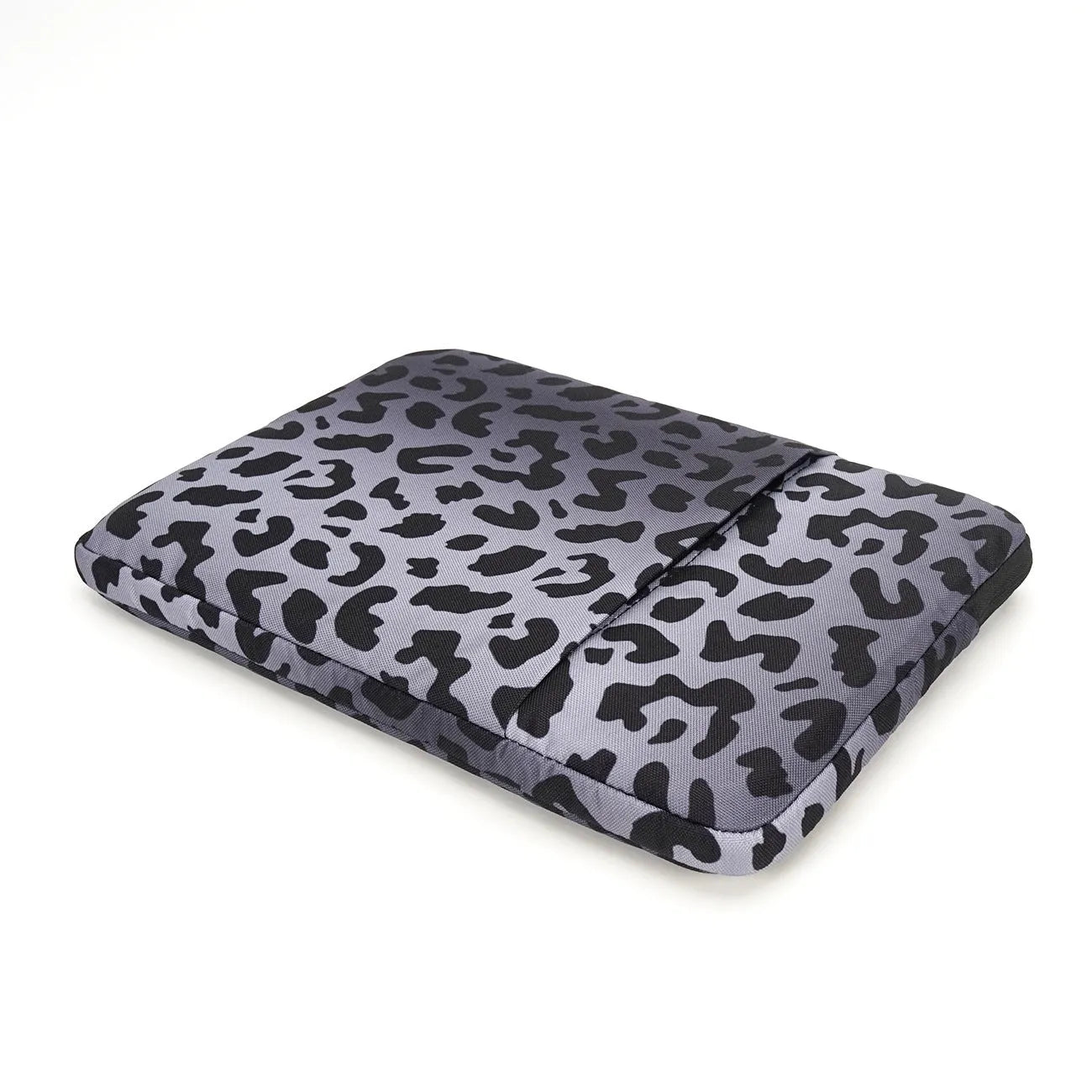 Leopard print laptop sleeve for 13-inch and 15.6-inch laptops with flannel lining