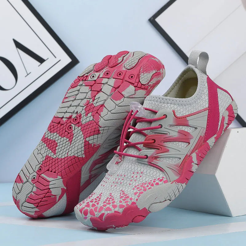 Men's and women's quick-drying mesh beach shoes in various colours with lace-up front and textured rubber sole.