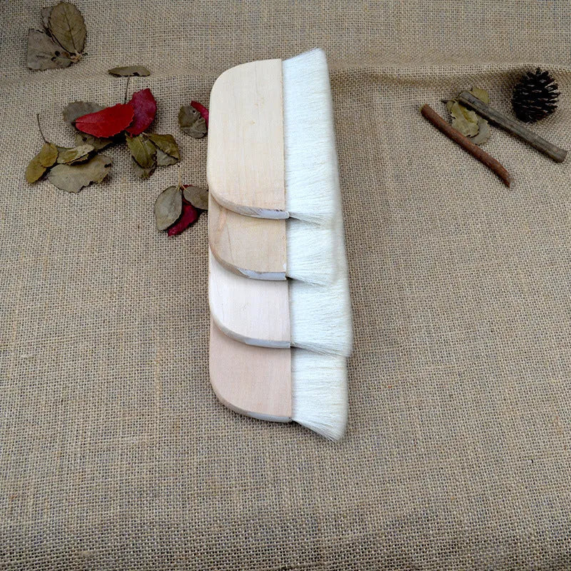 Wool brush for art mounting and shading projects in natural fibre construction