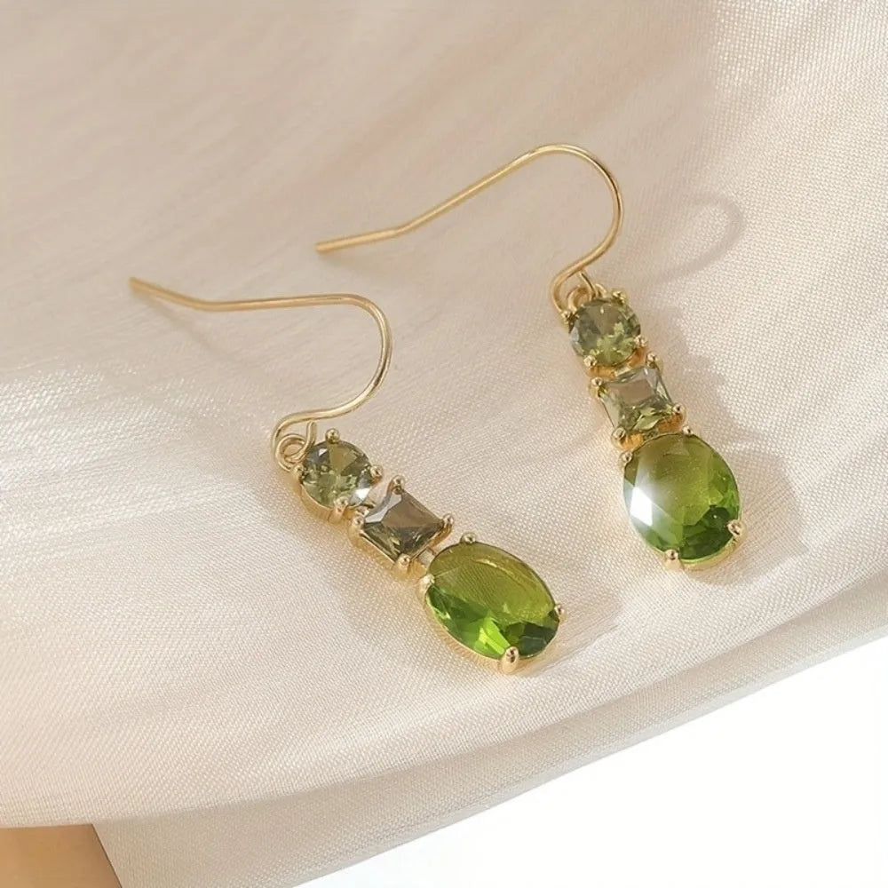 Green geometric quadrilateral copper earrings with retro bohemian styling for unisex wear