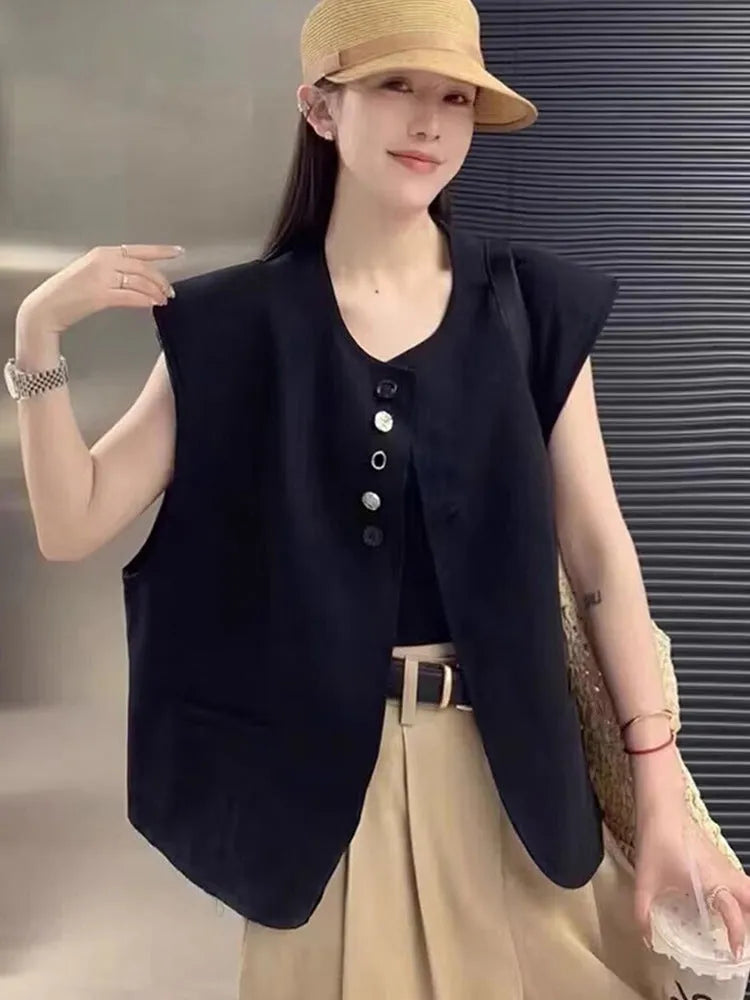 Women's beige polyester vest with front pocket, 40cm short length, loose fit