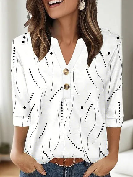 Women's casual V-neck top with 3D printed pattern in loose fit style