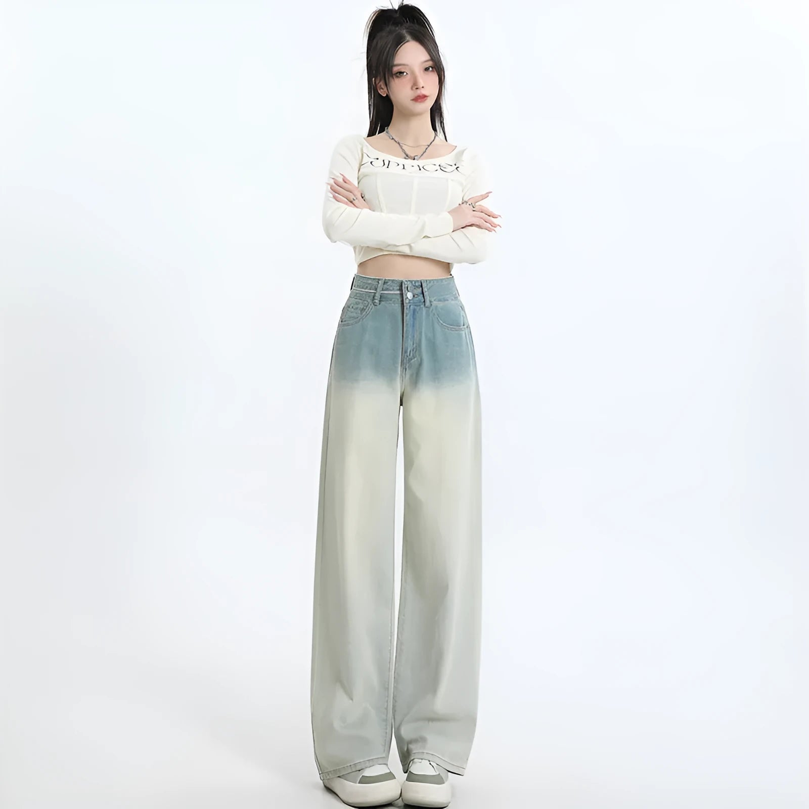 Women's gradient blue straight-leg denim trousers with wide-leg style
