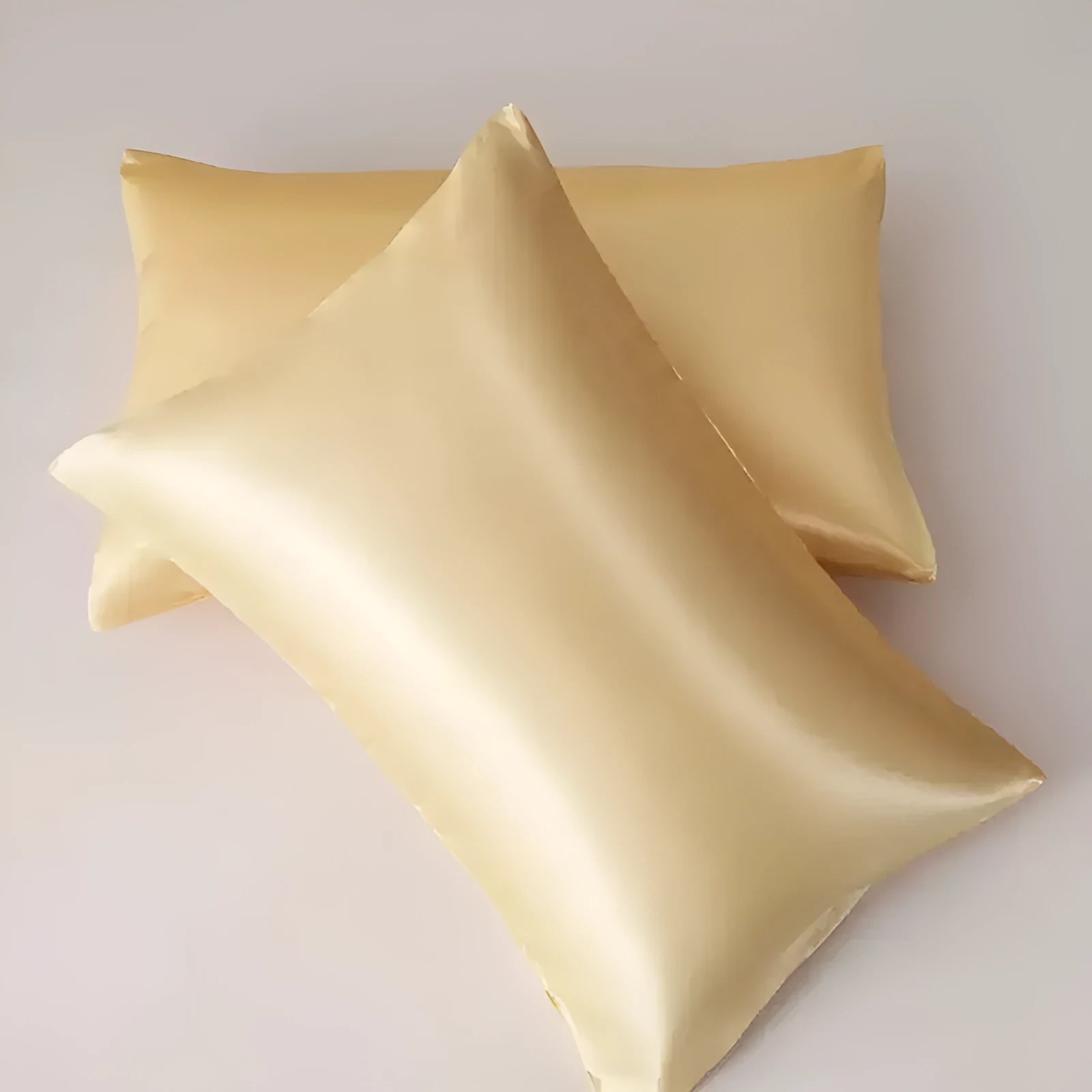 Satin cloth solid colour pillowcase pair in polyester fibre with plain weave finish