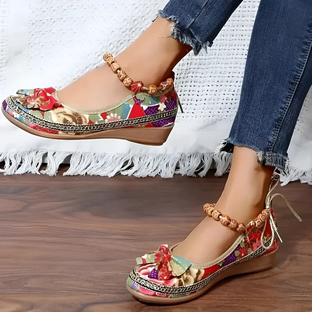 Women's plus size ethnic platform sandals with elastic band and cloth upper