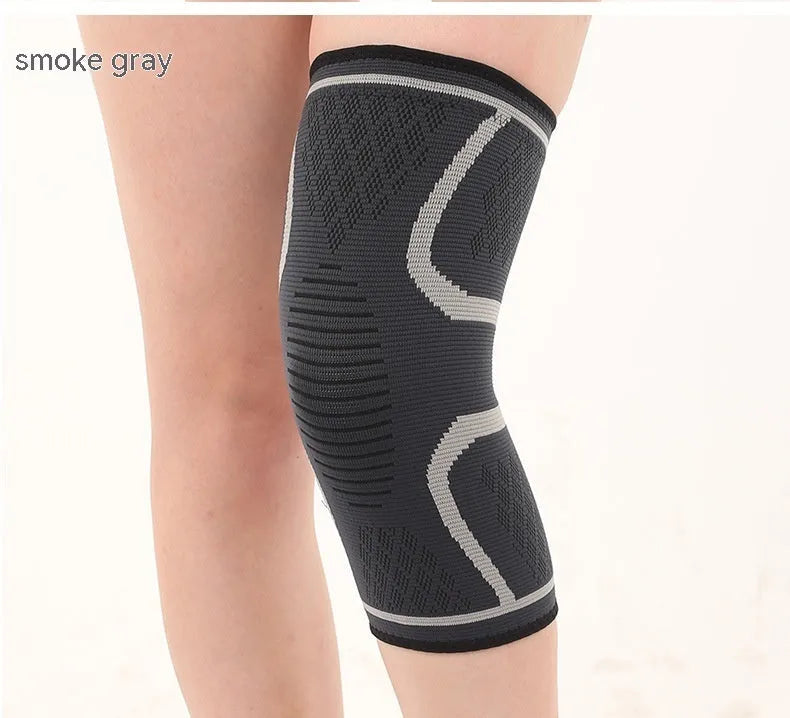 Black double corrugated sports kneecap for basketball and running
