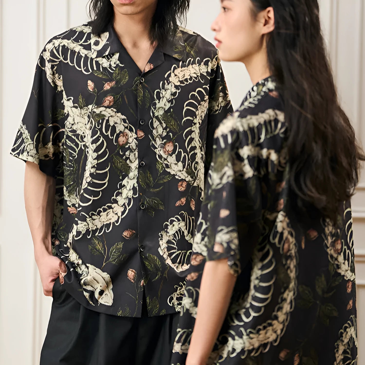 Short sleeve Cuban collar shirt with snake bone and floral pattern printed design