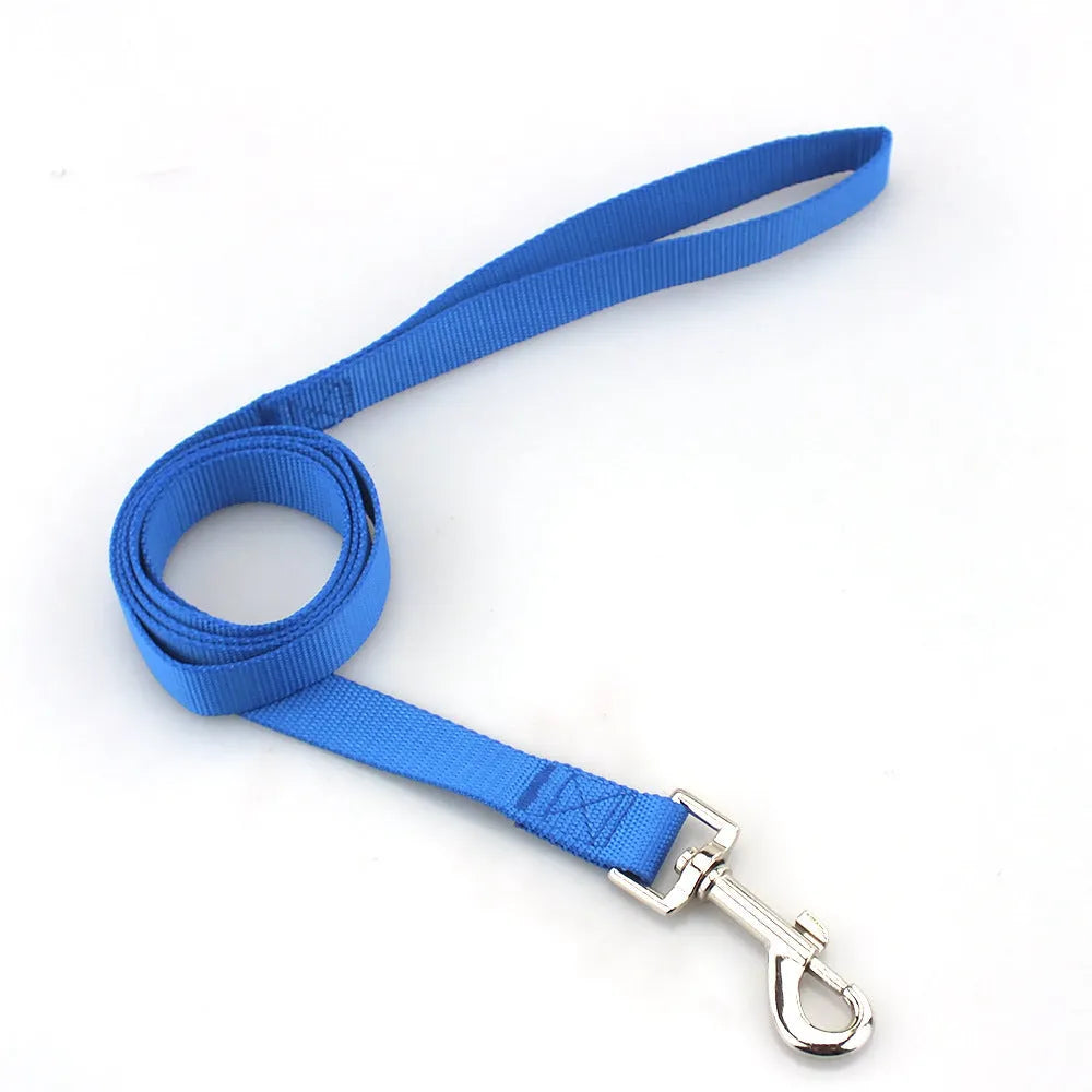 Solid colour dog training rope leash with hand-holding handle in various colour options