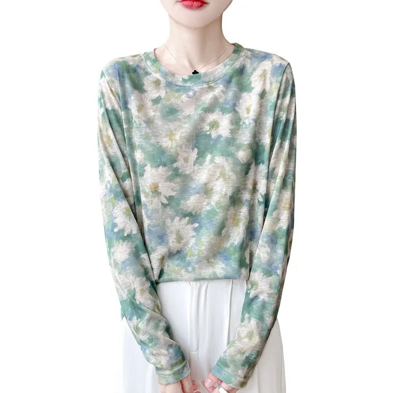 Women's round neck pullover top with floral print in Tencel cotton fabric