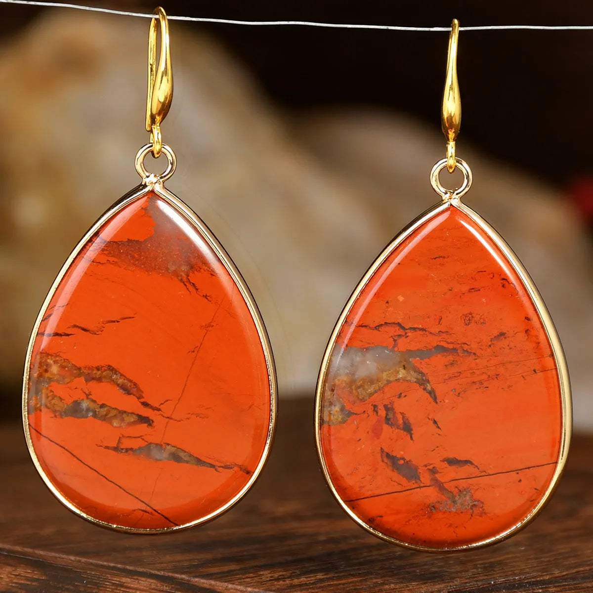 Women's water drop pendant earrings with natural stone in retro high-profile design