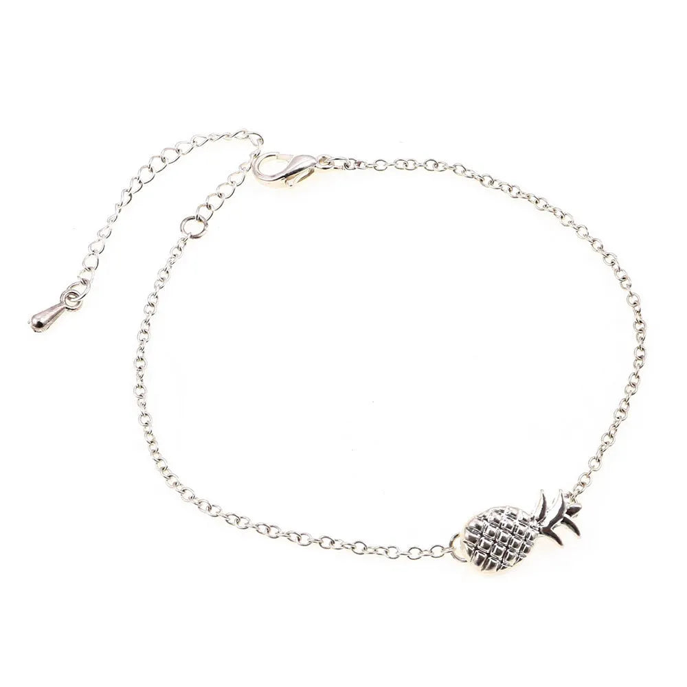 Alloy pineapple bracelet for women in gold or silver colour with fruit-shaped design