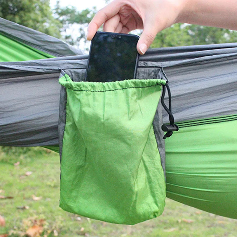 Blue nylon parachute cloth outdoor hammock with 300 kg capacity and 270x140 cm dimensions