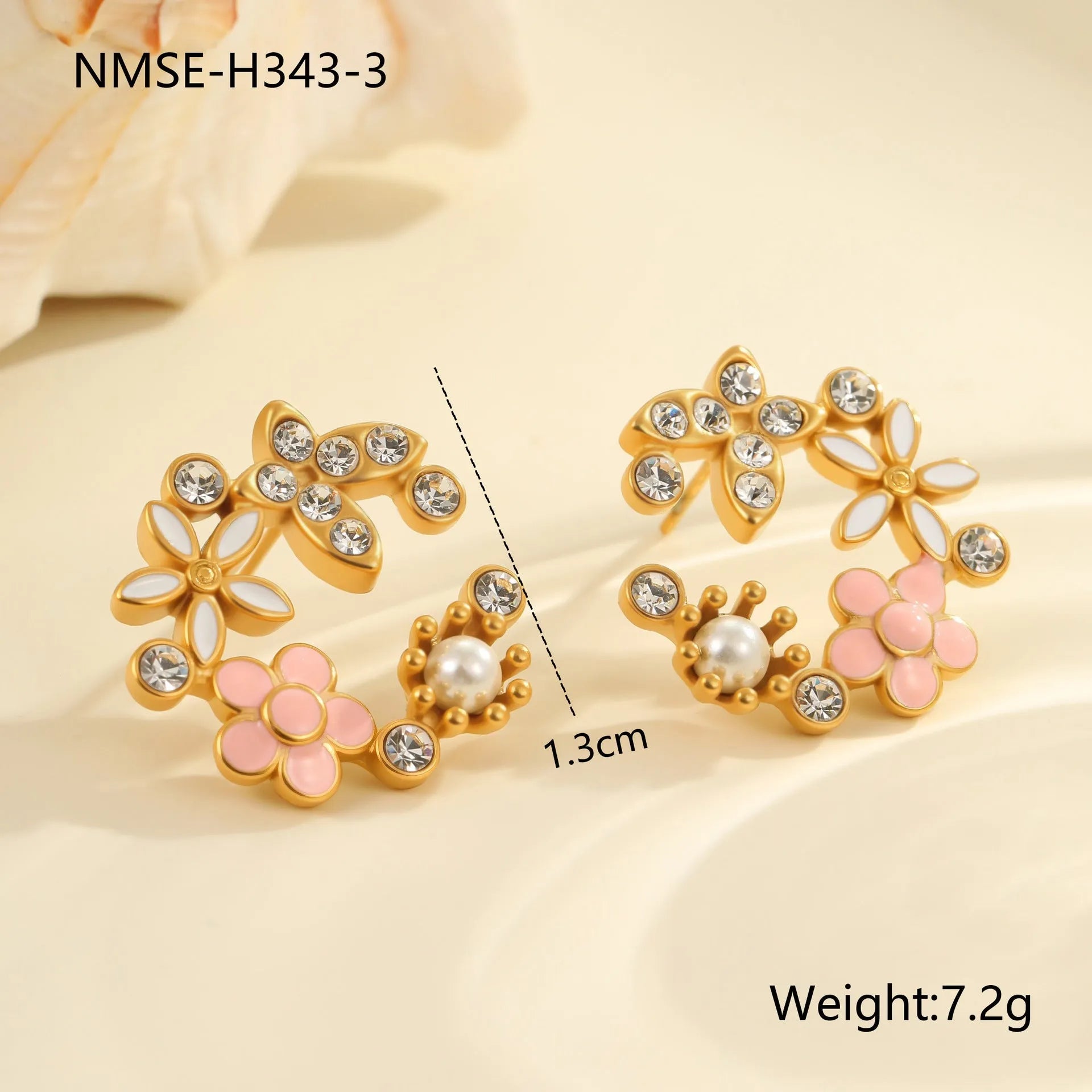 18K stainless steel flower stud earrings with colourful electroplated petals in diamond-shaped arrangement