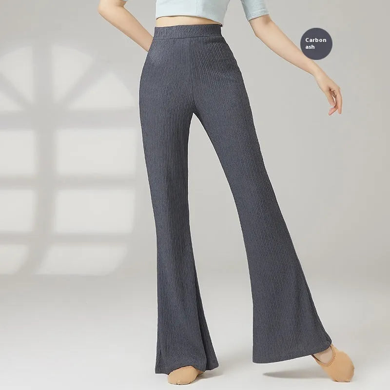 Women's solid colour dance training pants in polyester for sports practice