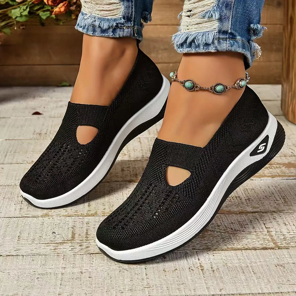 Women's casual mesh shoes with T-shaped shoulder strap and soft PVC sole in multiple colours