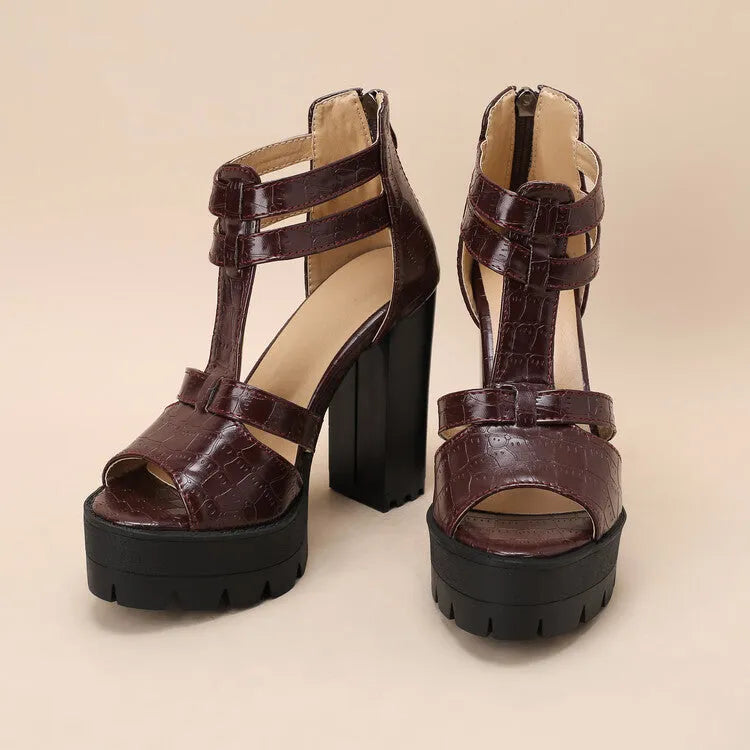 Casual platform high heel sandals in black with a back zipper and round toe.