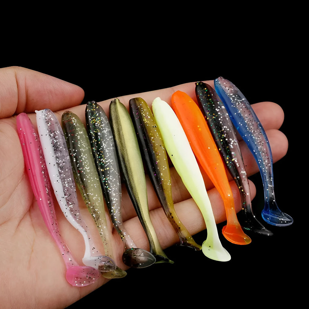 A 7cm long, two-tone T-tail soft worm fishing lure for mandarin fish and topmouth culter.