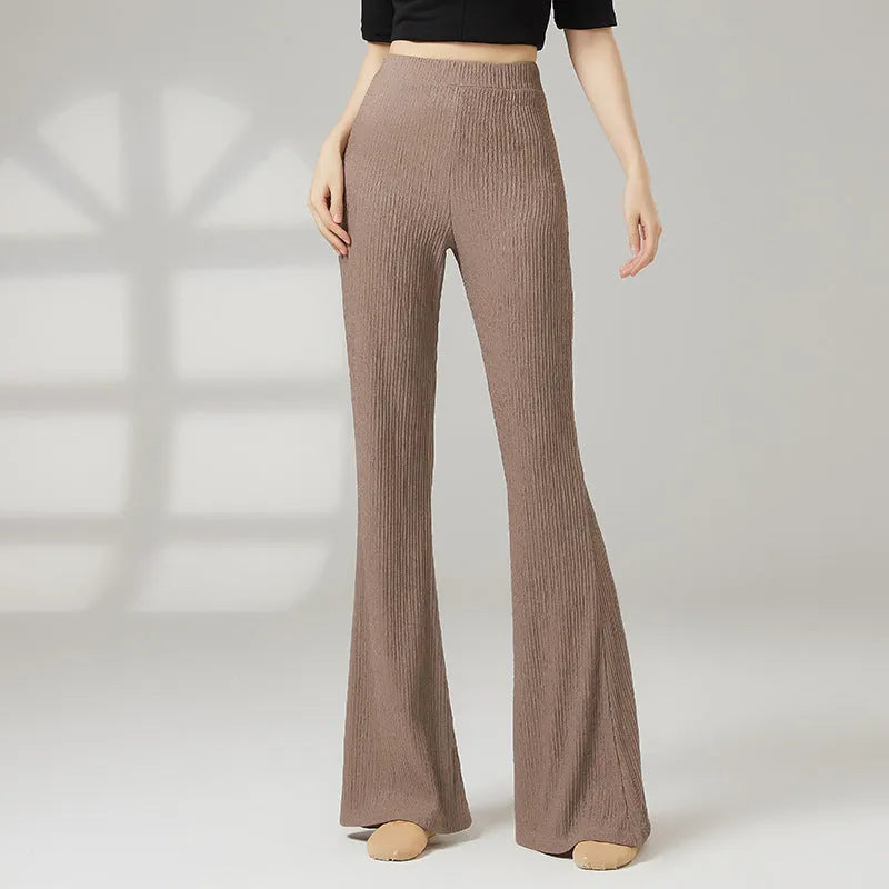 Women's solid colour dance training pants in polyester for sports practice