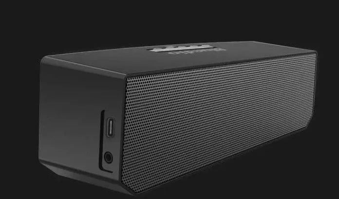 Black BS-6 Bluetooth smart speaker with 52mm driver unit and micro-USB charging port