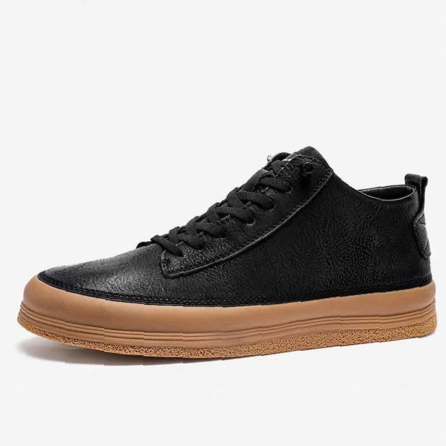 Men's black leather casual lace-up shoes with a round toe and flat rubber sole on a white background.