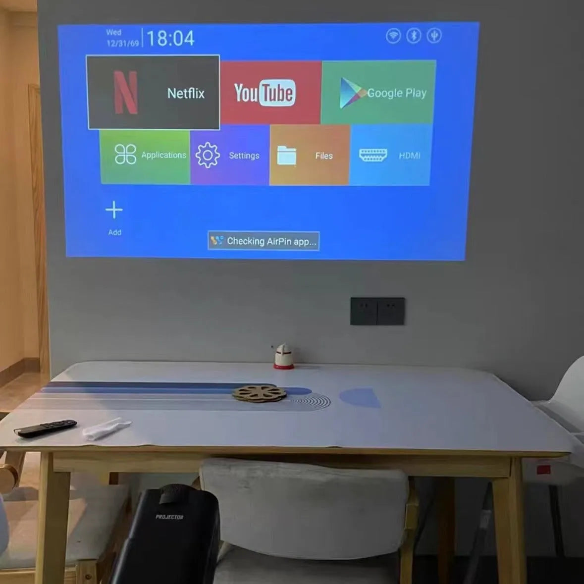 HD wireless projector for gaming with 720p resolution and multi-region power compatibility