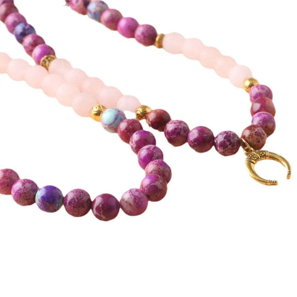 Pink crystal emperor stone beads pendant necklace with round elements for casual unisex fashion wear