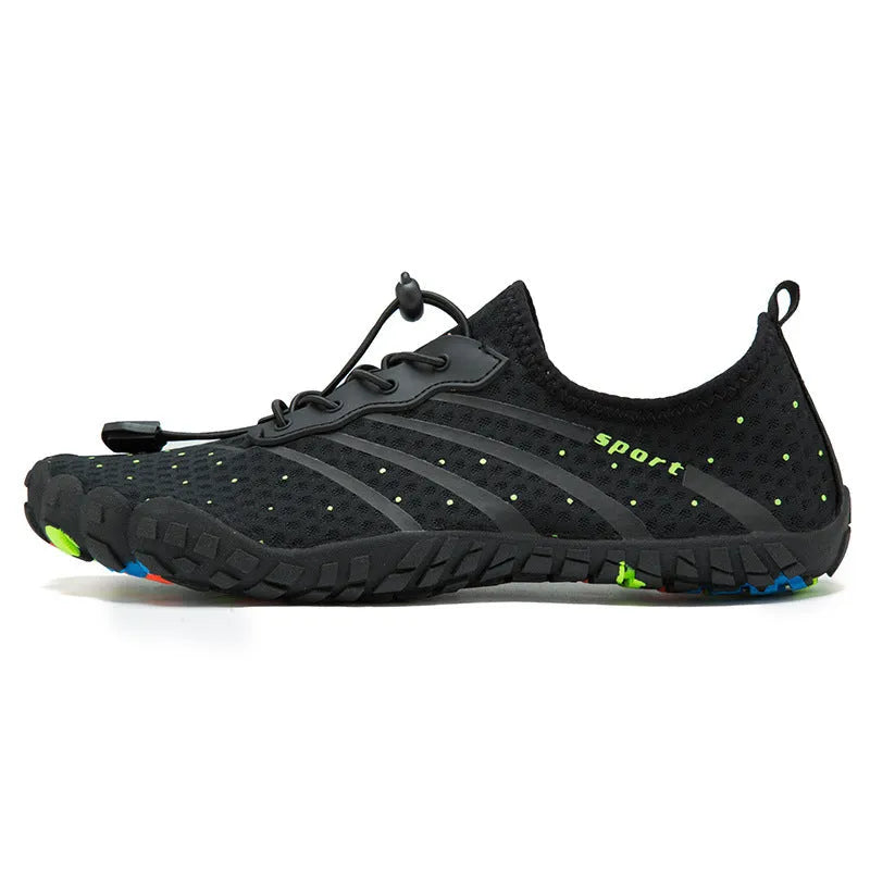 Couple outdoor fitness shoes in army green with mesh upper and rubber sole for beach swimming and hiking