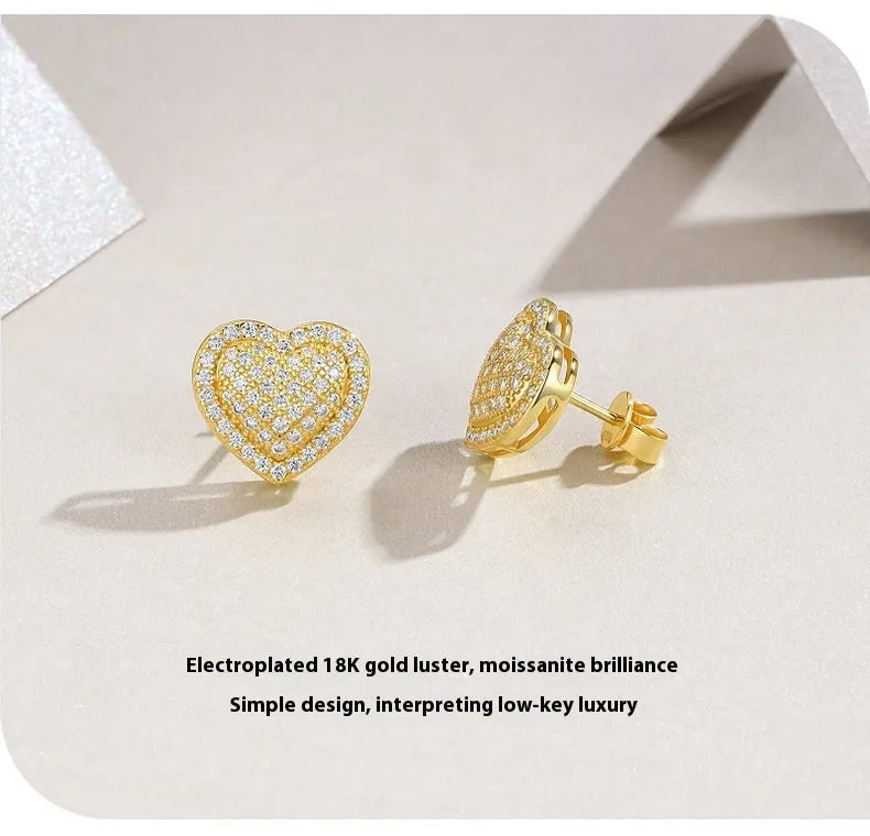 Golden heart-shaped moissanite stud earrings on S925 sterling silver posts