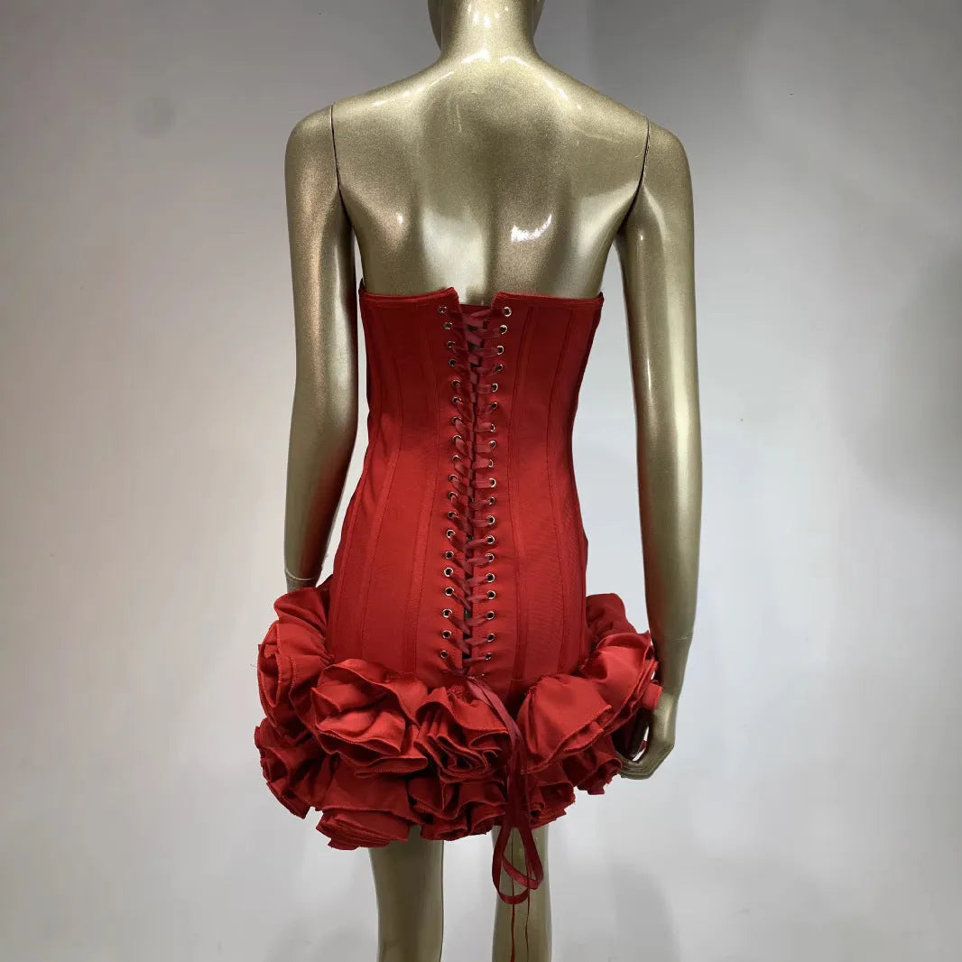 Women's urban style solid colour dress with mid waist design in polyester fabric