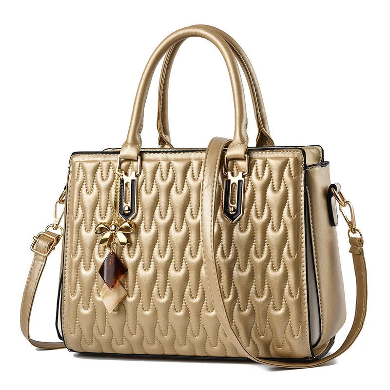 Women's large capacity polyester shoulder messenger bag in street trend style