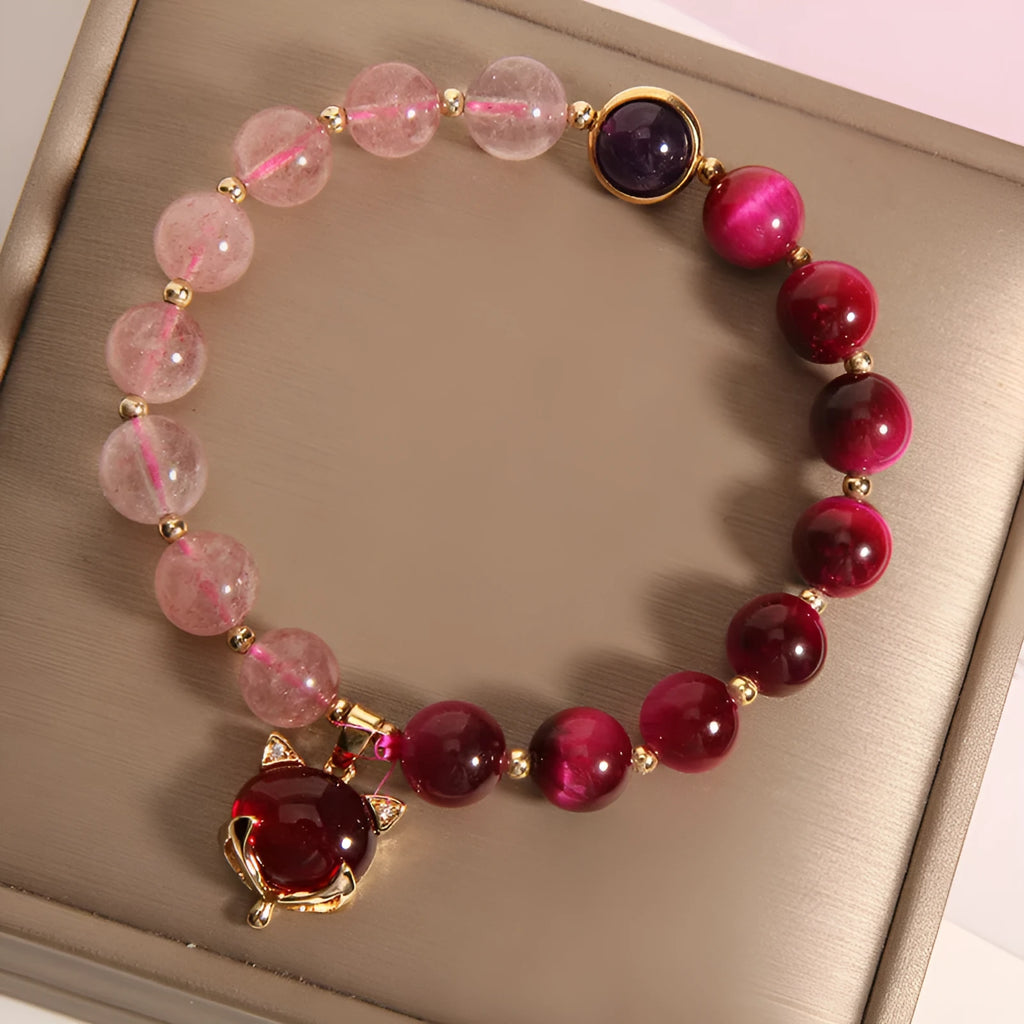 Simple strawberry crystal bracelet for women on a black elastic rope, 18cm long.