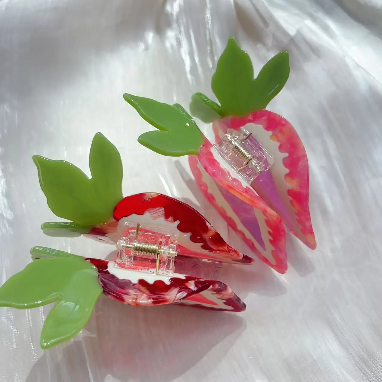 Handmade red and pink strawberry fruit hairpin for girls, a pastoral style decorative hair clip.