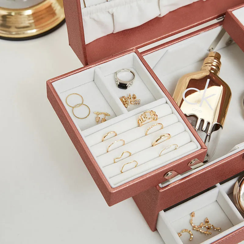 Solid colour hard PU leather jewelry storage box for earrings and necklaces.