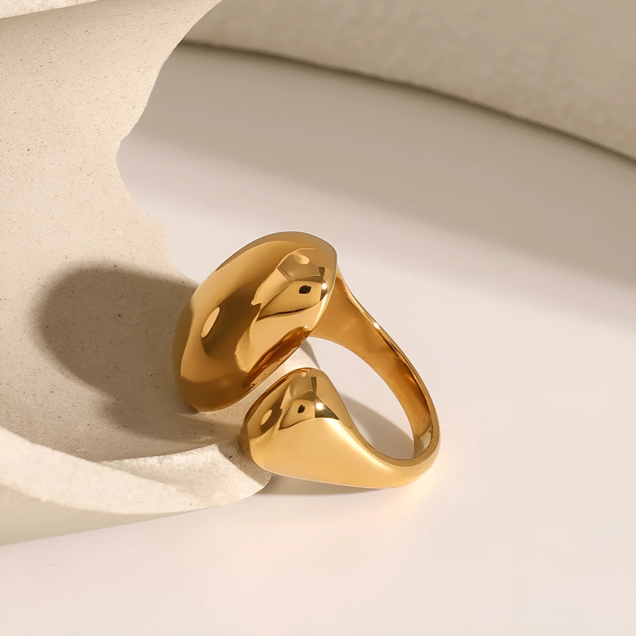 Women's stainless steel open geometric ring with European American styling in JDR2405081 colour