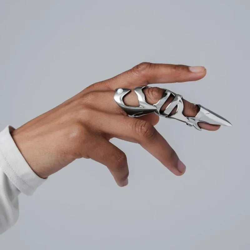 Silver alloy punk armour finger stall ring for alternative fashion