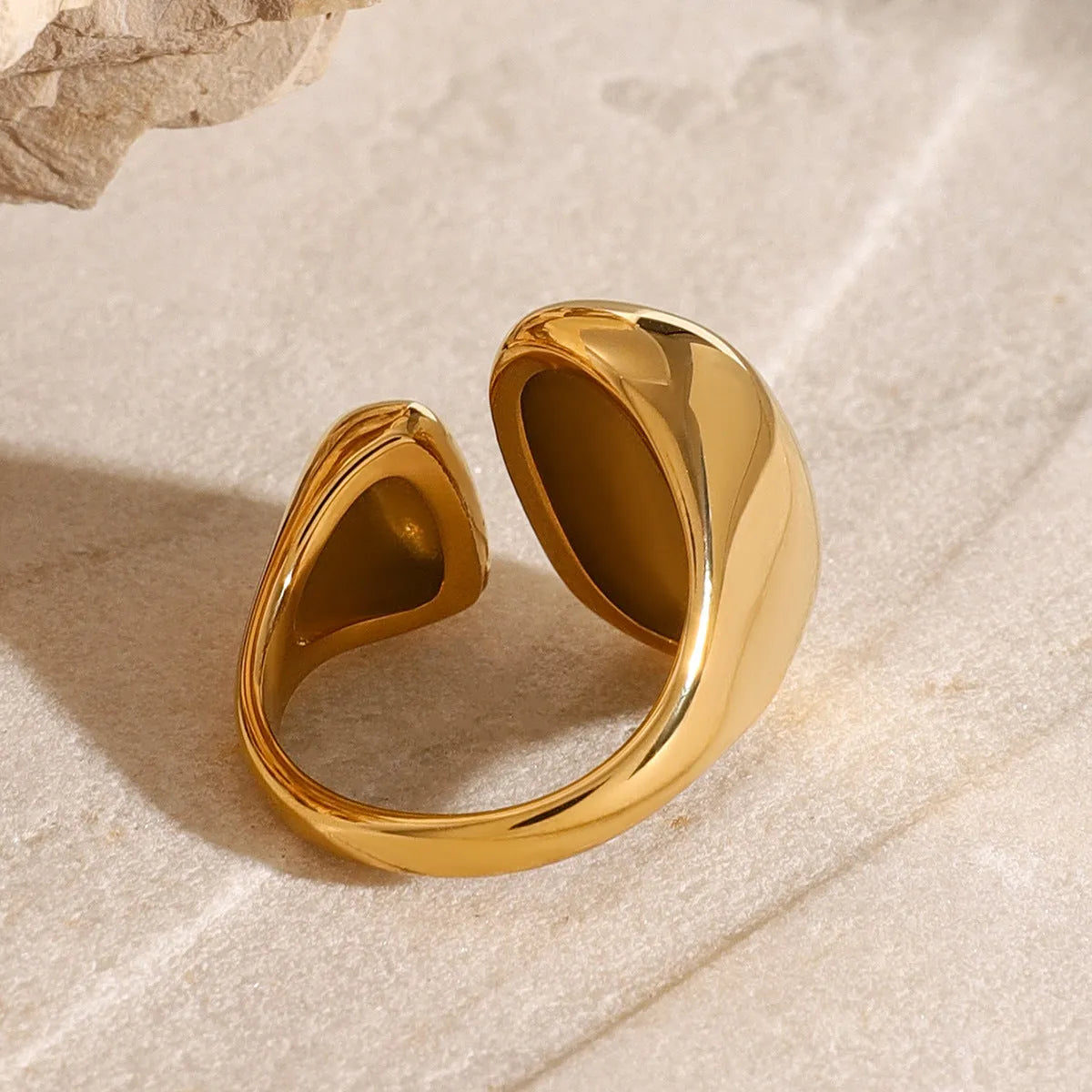Women's stainless steel open geometric ring with European American styling in JDR2405081 colour