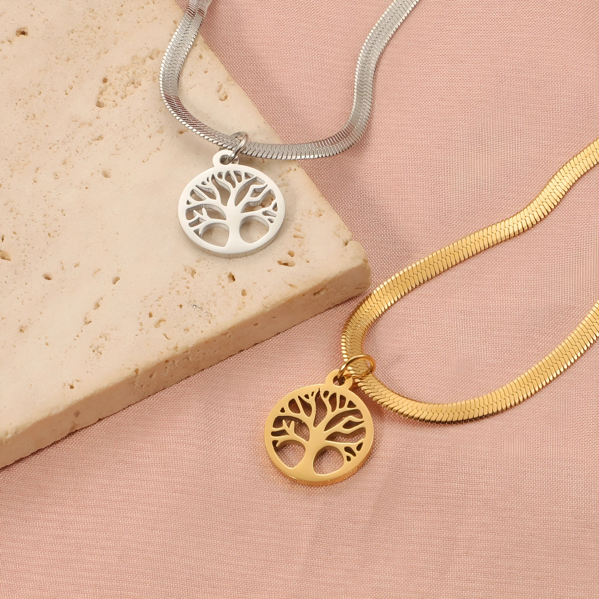Stainless steel lucky tree pendant clavicle necklace with adjustable snake bones chain