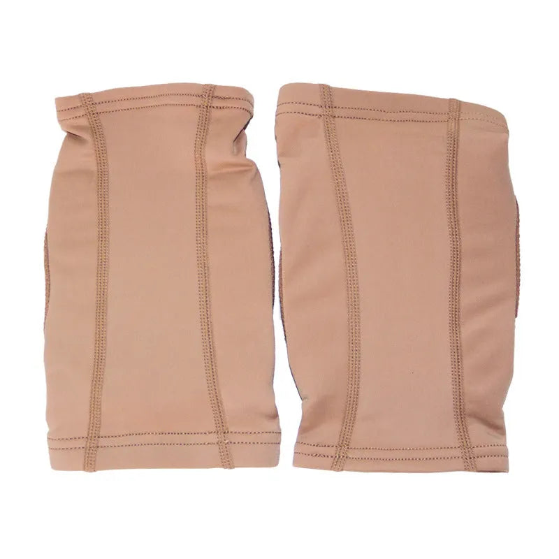 Pair of knee pads for dance and yoga in black or skin colour with size options from XS to XL