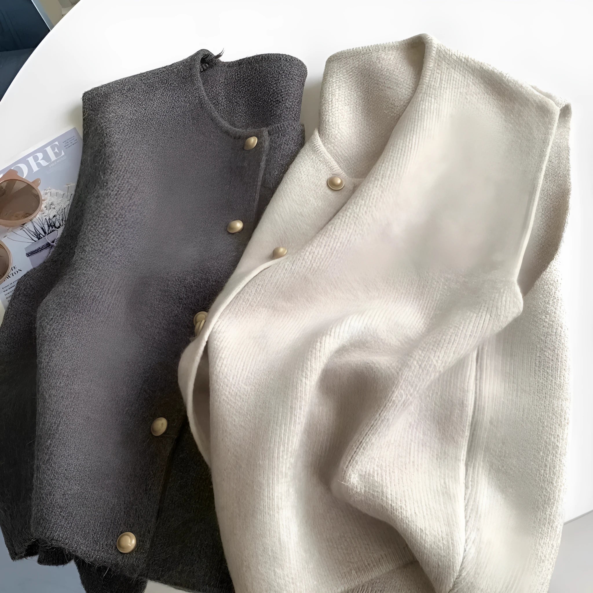 Thin casual pullover top in six colours with half sleeves, sized by weight for commute wear.