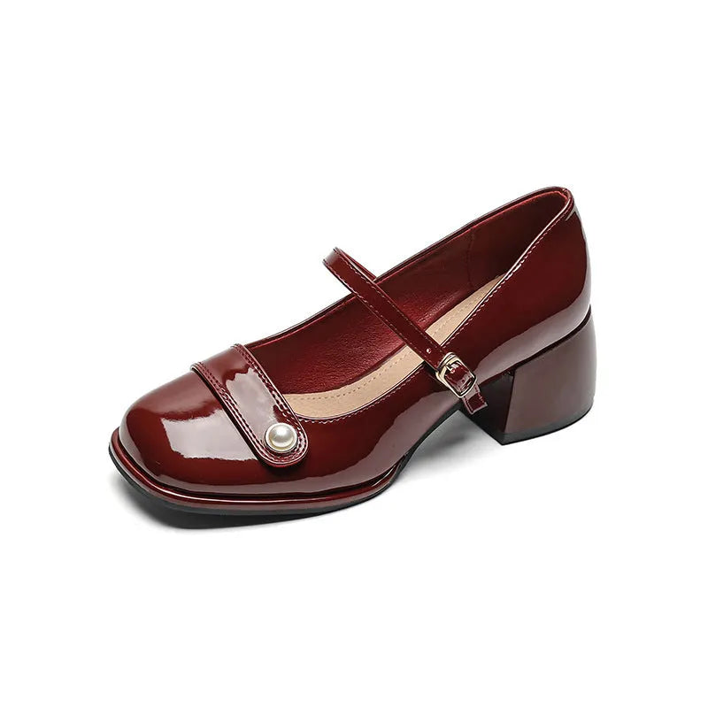 Women's plus size French-style chunky heel buckle pumps in patent leather with square toe