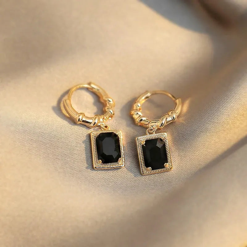 Geometric quadrilateral black zircon copper earrings with French court retro design