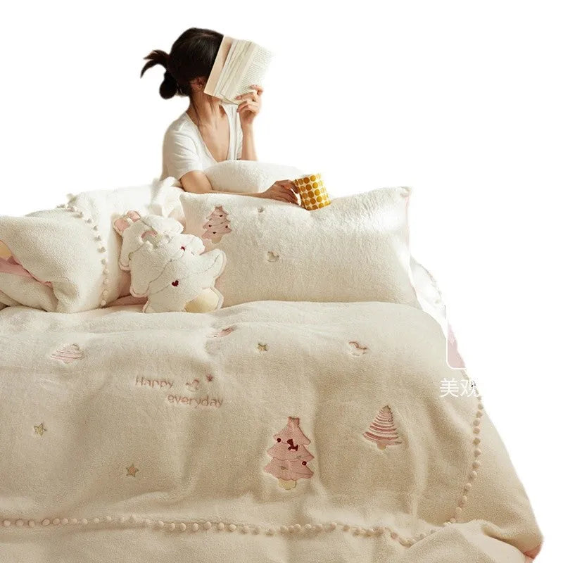 Winter milk fibre four-piece princess bedding set with green or pink Christmas tree reactive print design