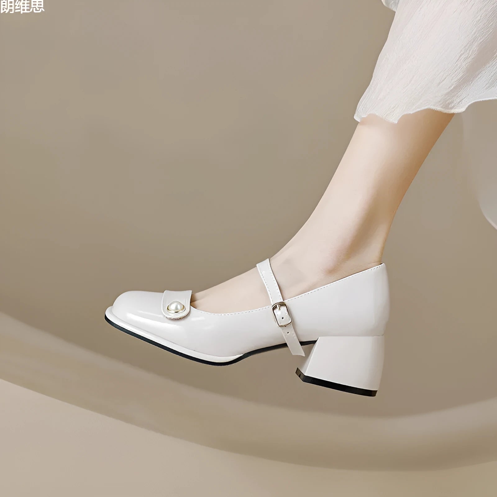 Women's plus size French-style chunky heel buckle pumps in patent leather with square toe
