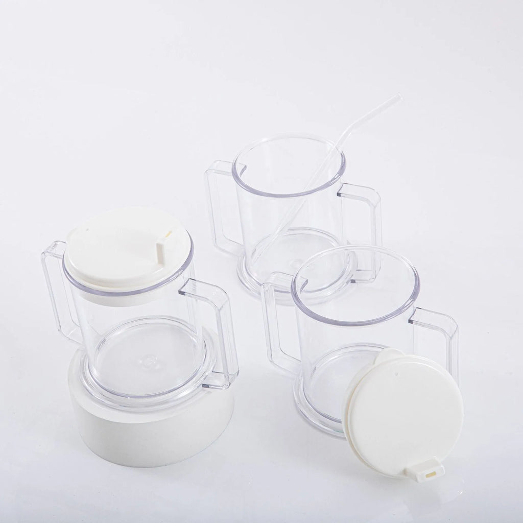 Transparent spill-proof drinking cup made of PP plastic, 14cm tall.