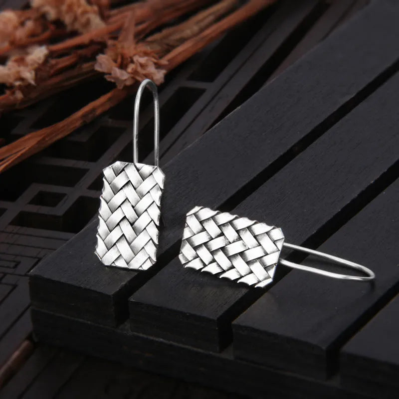 925 silver geometric woven diamond plaid earrings measuring 17.5mm x 11mm