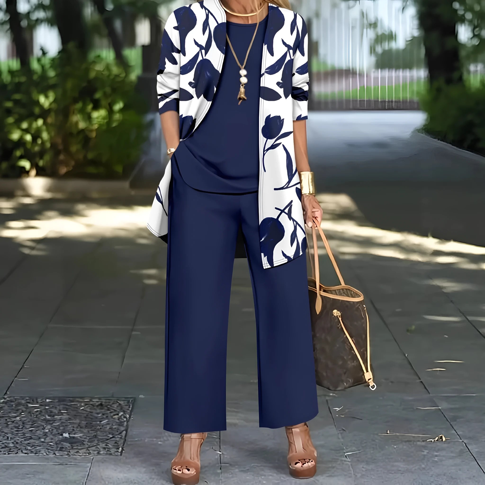 Women's three-piece suit with coat, vest and trousers in Japanese Korean casual style