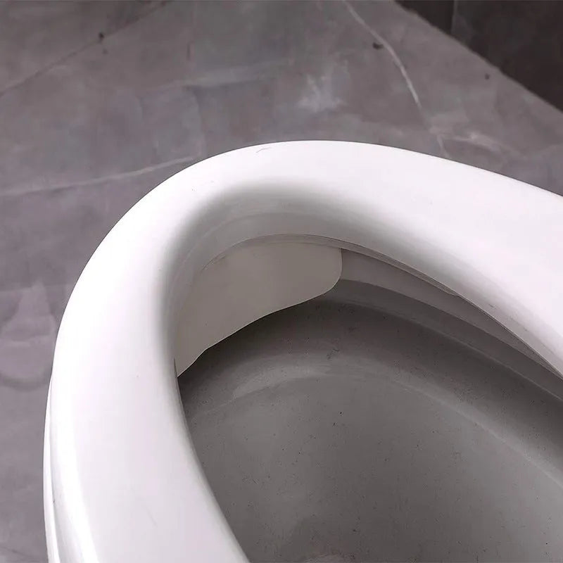 White PVC toilet training board for children's splash prevention during toilet learning
