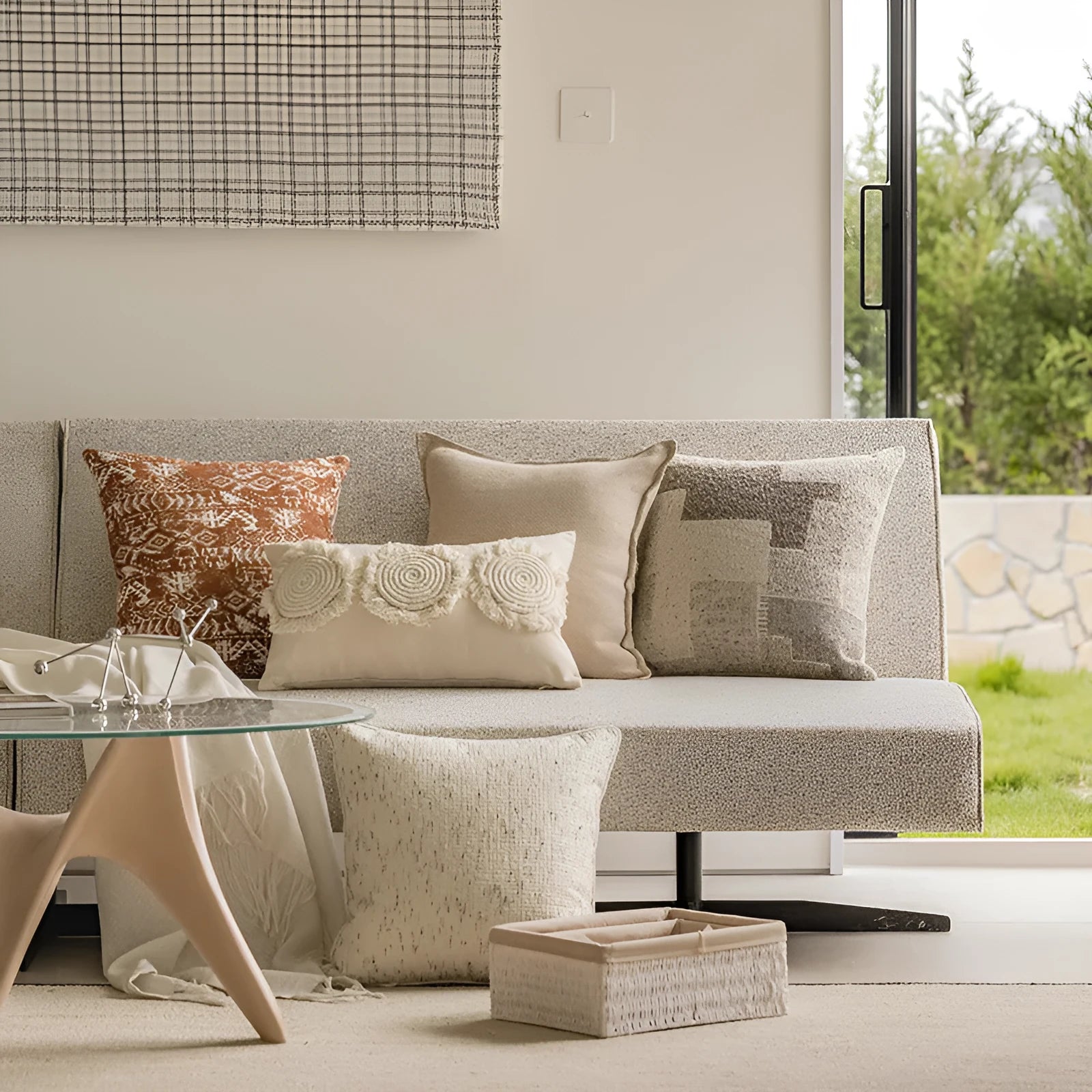 Solid colour sofa cushion pillow with removable cover in 45x45cm size