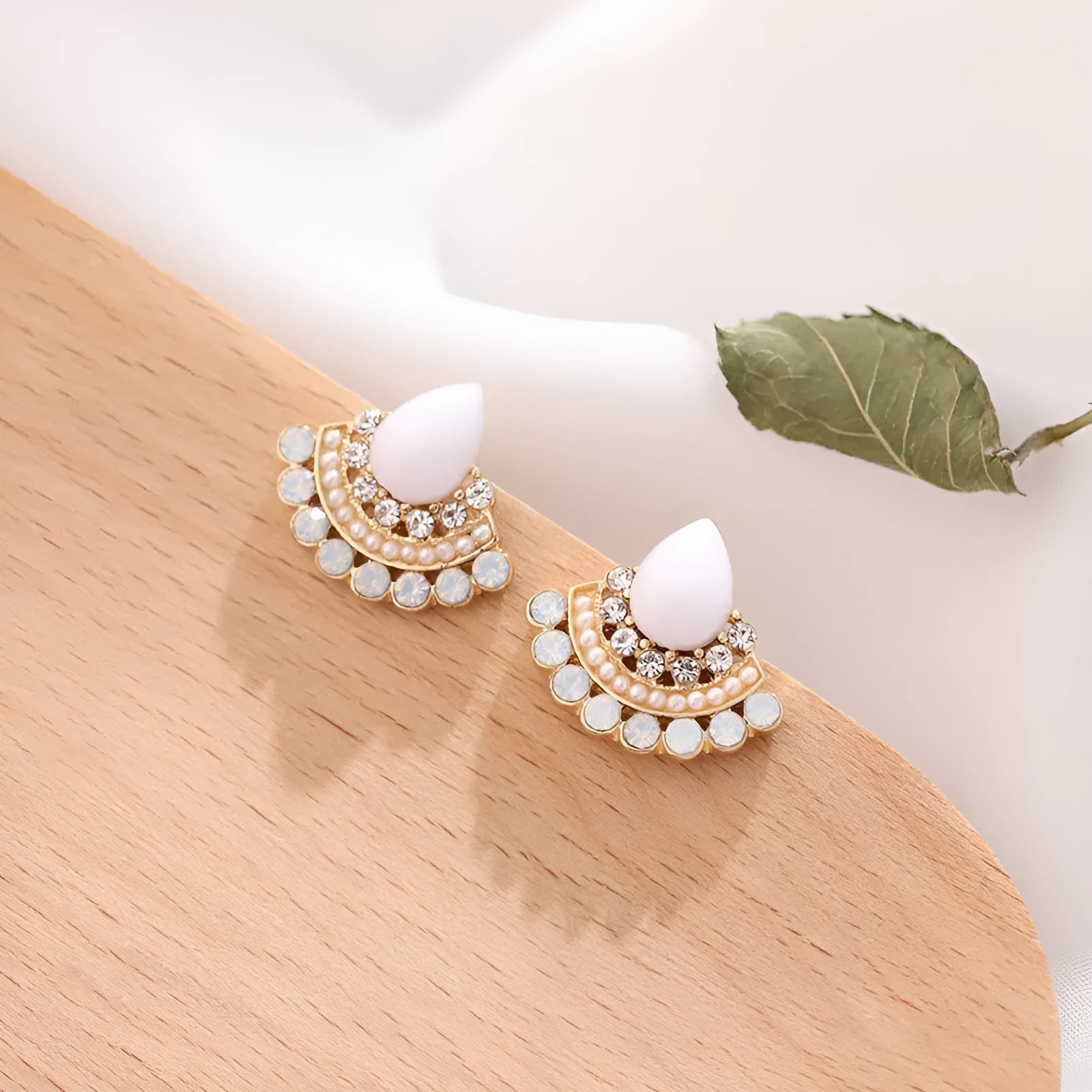 Women's silver retro fan-shaped earrings with opal rhinestone geometric design